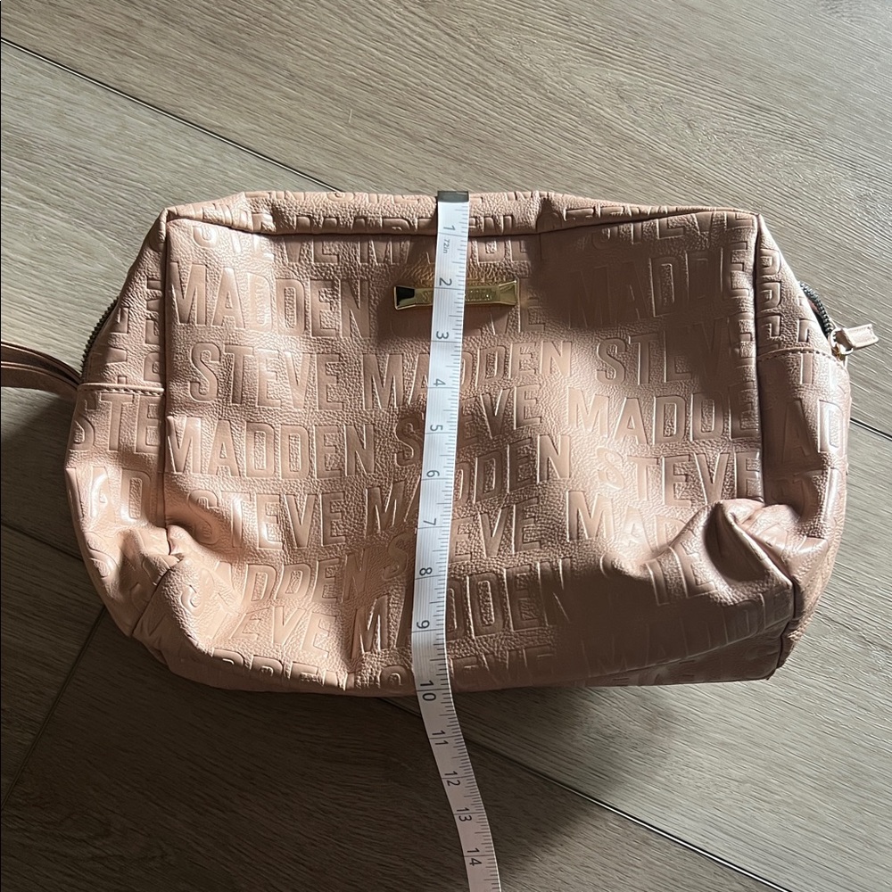 Steve Madden Blush Embossed Cosmetic Bag - Picture 9 of 9